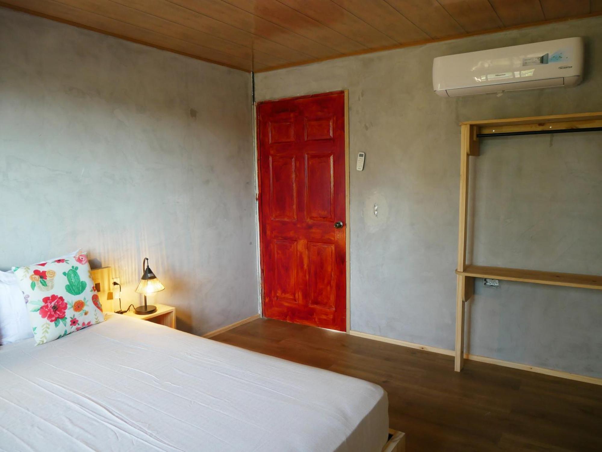 Hostel Villa Vento Surf Santa Catalina Exterior photo